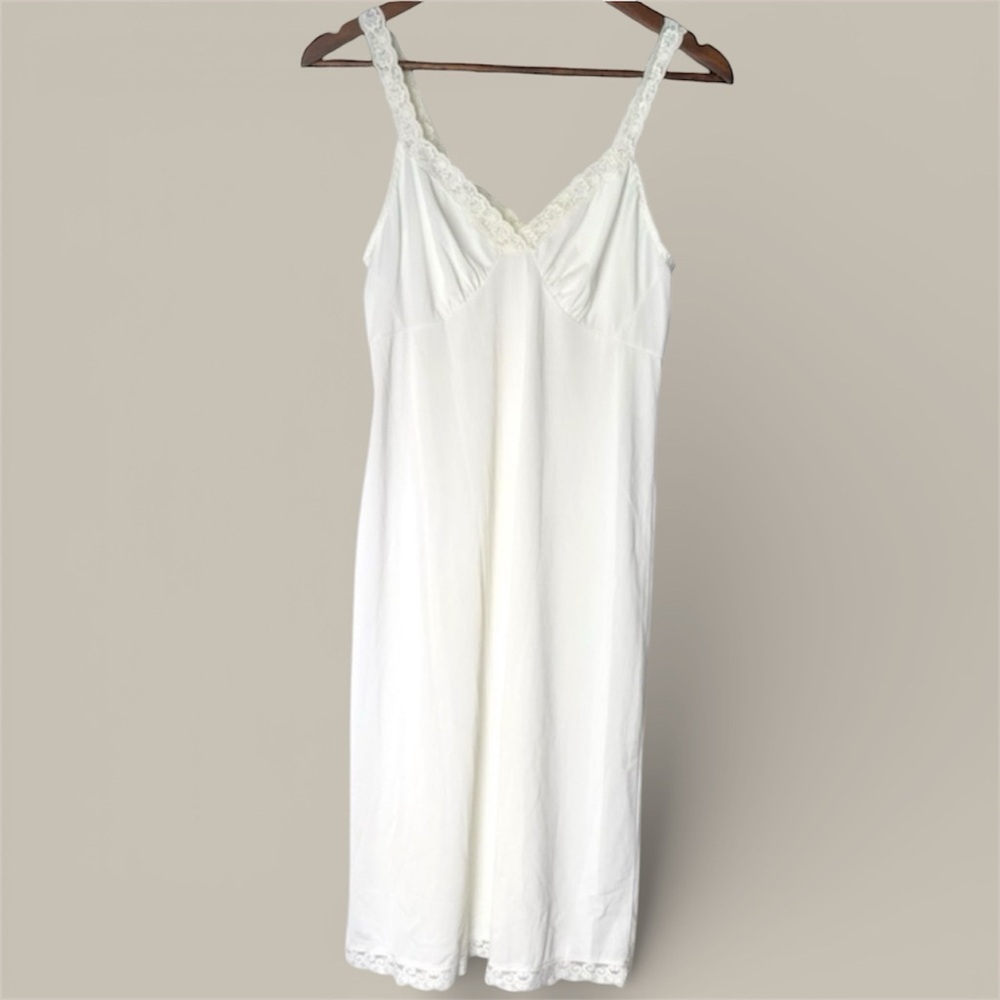 Shadowline Vintage Slip Nightgown White Lace Midi Size 34